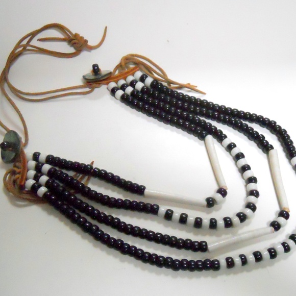 Bead and Horn Native Necklace - Picture 6 of 7